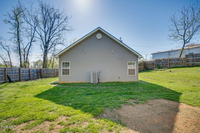 801 North North Street, Johnson City, TN 37604