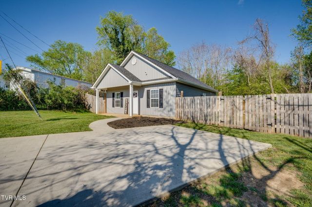 801 North North Street, Johnson City, TN 37604
