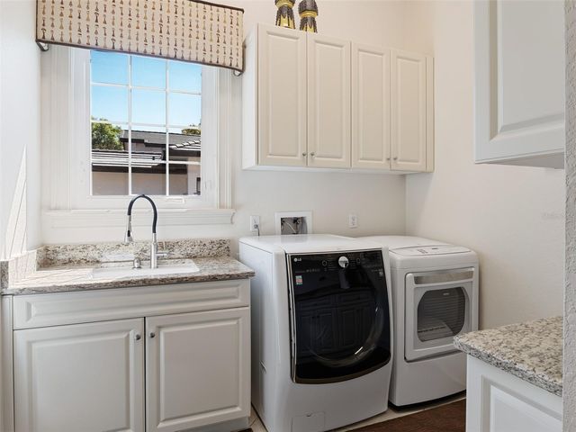 5151 LATROBE DR, Windermere, FL 34786