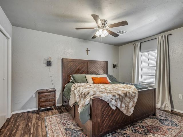 5219 N Darwin Circle, Norman, OK 73026