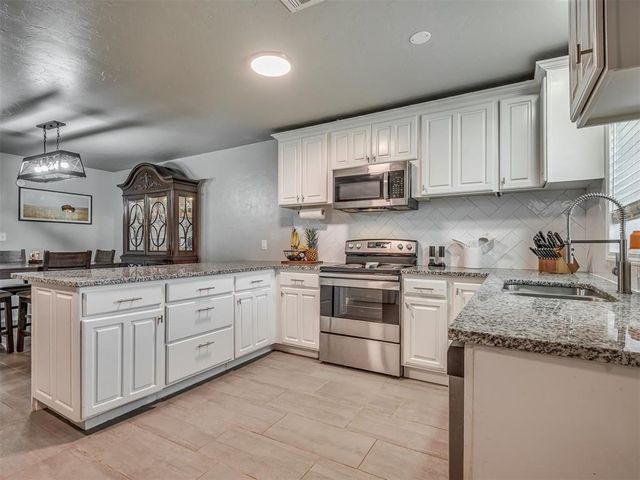 5219 N Darwin Circle, Norman, OK 73026