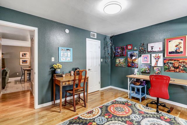 1821 Dartmouth Drive NE 104, Albuquerque, NM 87106