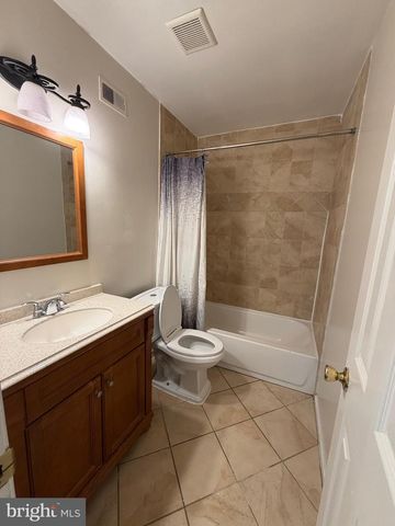 1746 COUNTRYWOOD CT, Landover, MD 20785
