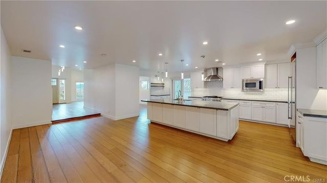 3119 Mesa Verde, Burbank, CA 91504