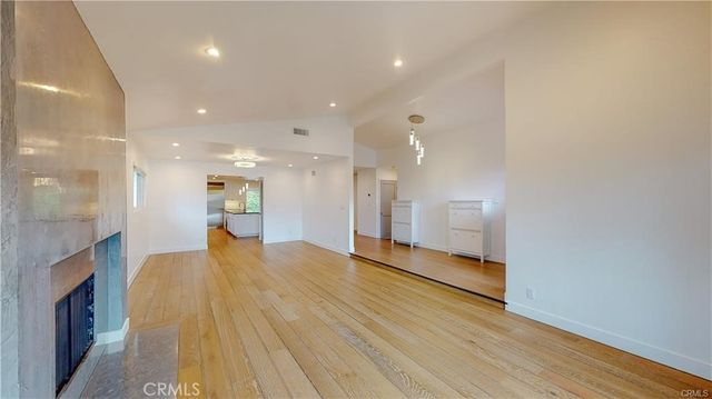 3119 Mesa Verde, Burbank, CA 91504