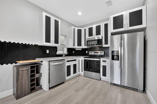 3633 MAIN STREET, Sanford, FL 32771