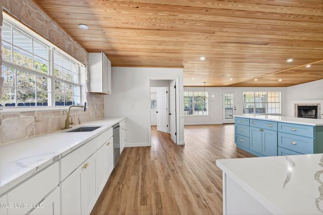 3107 Cypress Creek Drive, D'iberville, MS 39540