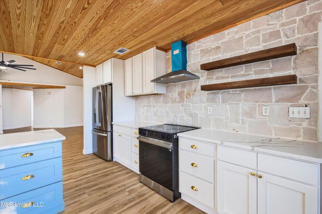 3107 Cypress Creek Drive, D'iberville, MS 39540