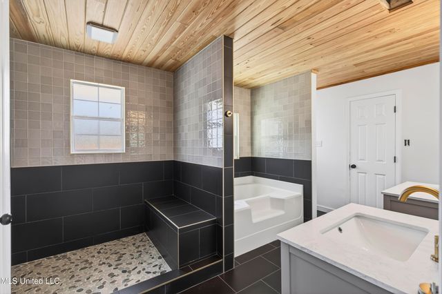 3107 Cypress Creek Drive, D'iberville, MS 39540