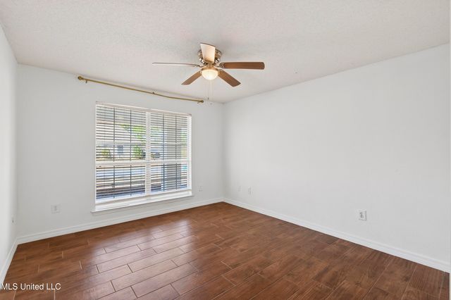 3107 Cypress Creek Drive, D'iberville, MS 39540