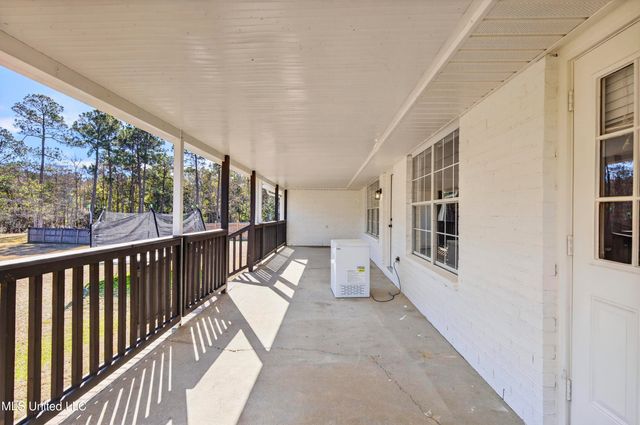 3107 Cypress Creek Drive, D'iberville, MS 39540