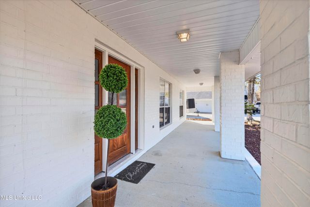 3107 Cypress Creek Drive, D'iberville, MS 39540