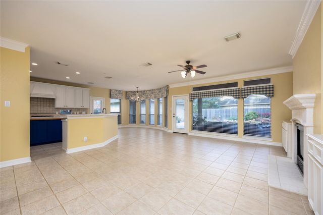 4214 Carlisle Court Court, Baytown, TX 77521