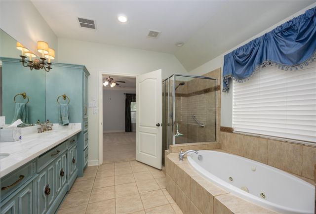 4214 Carlisle Court Court, Baytown, TX 77521