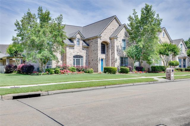 4214 Carlisle Court Court, Baytown, TX 77521