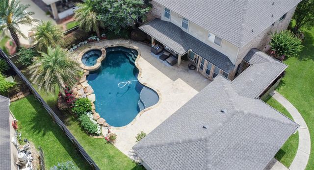 4214 Carlisle Court Court, Baytown, TX 77521