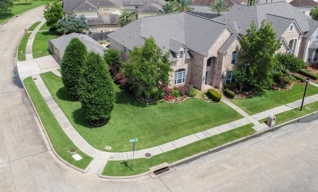 4214 Carlisle Court Court, Baytown, TX 77521