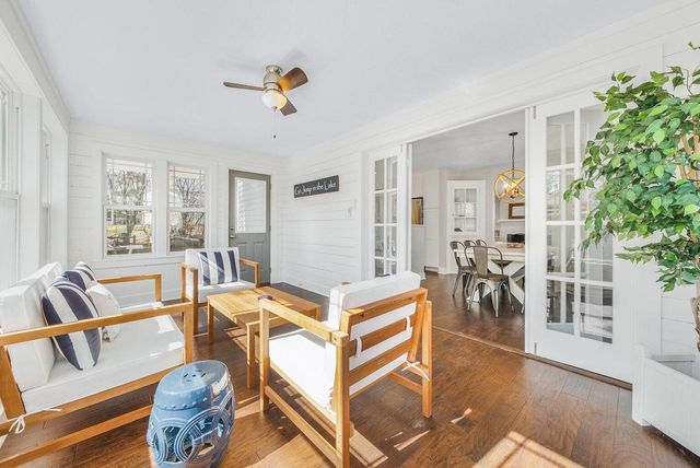 812 Van Slyke DRIVE, Fontana, WI 53125