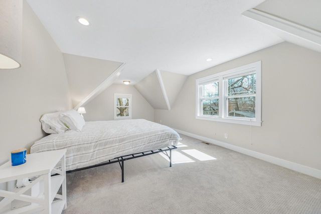 812 Van Slyke DRIVE, Fontana, WI 53125