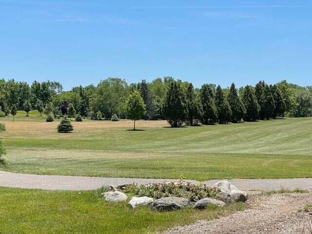 812 Van Slyke DRIVE, Fontana, WI 53125