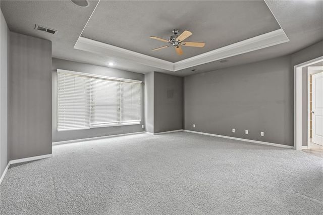 15088 Sherwood Street, Leawood, KS 66224