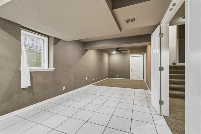 15088 Sherwood Street, Leawood, KS 66224