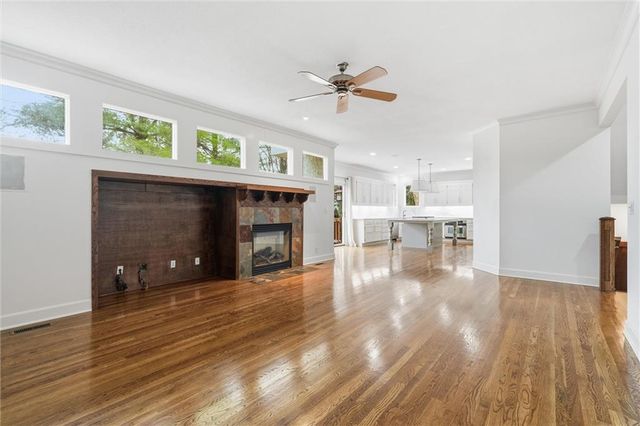 15088 Sherwood Street, Leawood, KS 66224