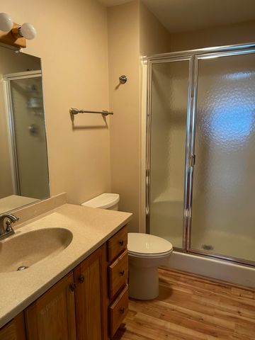 5 Ledgeview Way, Plymouth, NH 03264