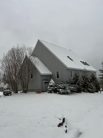 5 Ledgeview Way, Plymouth, NH 03264