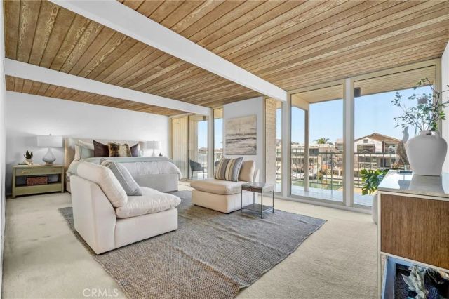 16385 Ardsley, Huntington Beach, CA 92649