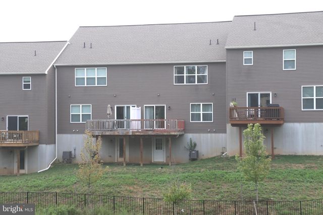 803 ANTHONY DR, Harrisburg, PA 17111