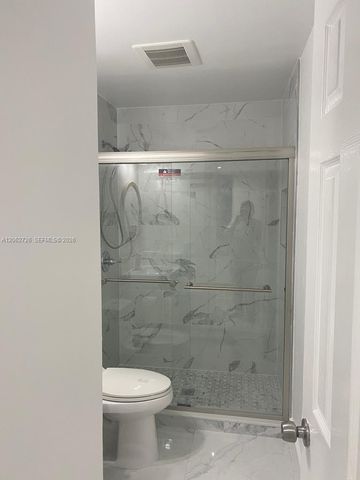 6005 NW 170th Terrace, Hialeah, FL 33015