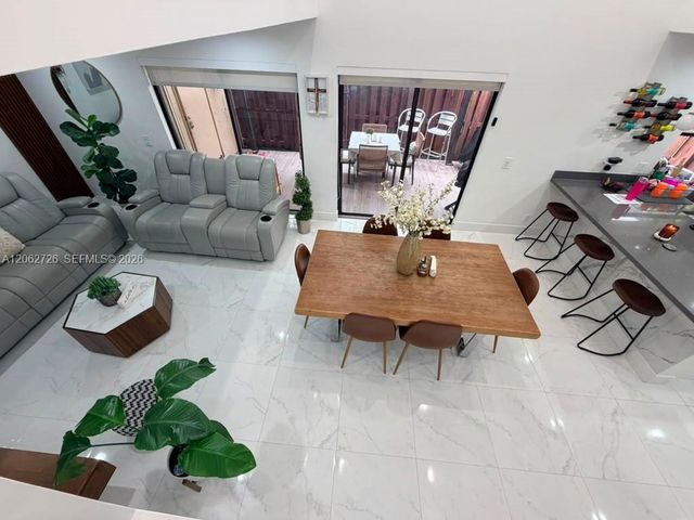 6005 NW 170th Terrace, Hialeah, FL 33015
