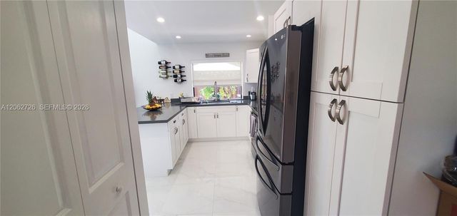 6005 NW 170th Terrace, Hialeah, FL 33015