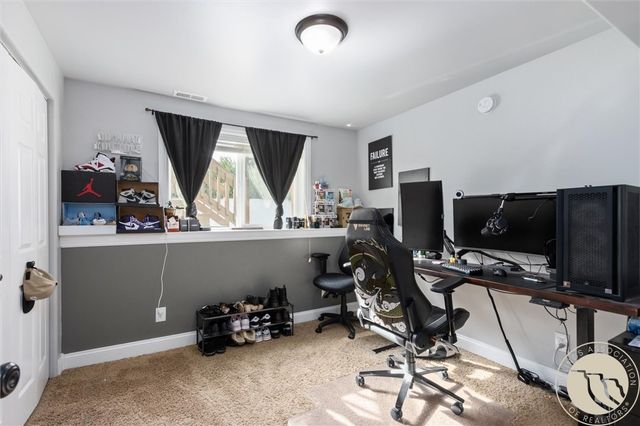 1616 58th Street W, Billings, MT 59106