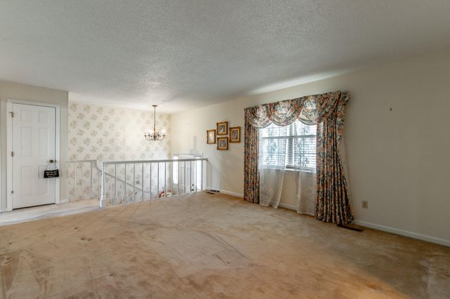 180 Dailey Hill Terrace, Ringgold, GA 30736