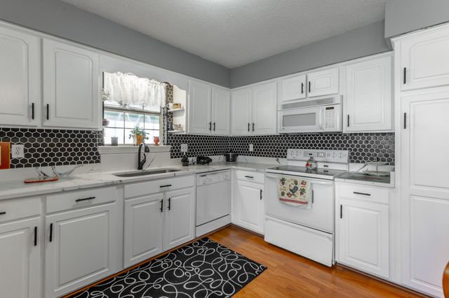 180 Dailey Hill Terrace, Ringgold, GA 30736