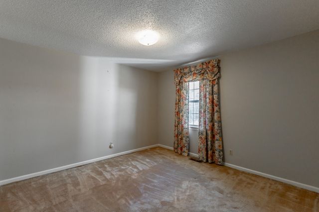 180 Dailey Hill Terrace, Ringgold, GA 30736