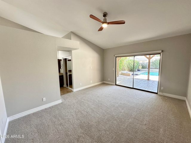 10570 E SAN SALVADOR Drive, Scottsdale, AZ 85258