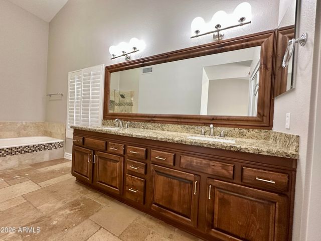 10570 E SAN SALVADOR Drive, Scottsdale, AZ 85258