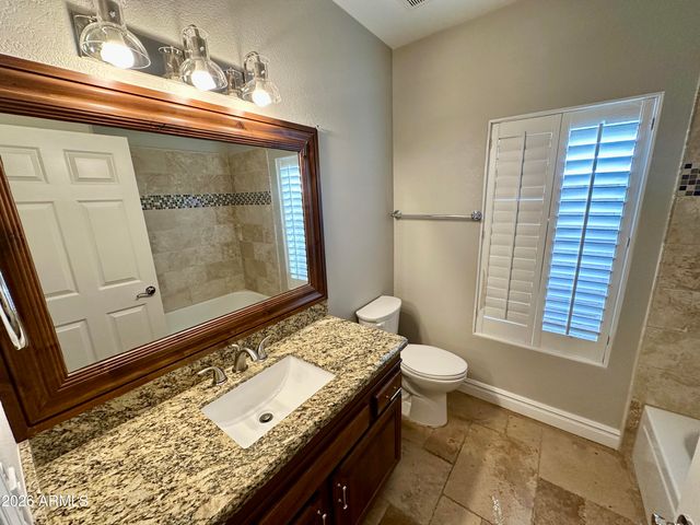 10570 E SAN SALVADOR Drive, Scottsdale, AZ 85258