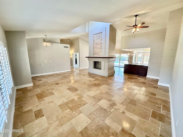 10570 E SAN SALVADOR Drive, Scottsdale, AZ 85258