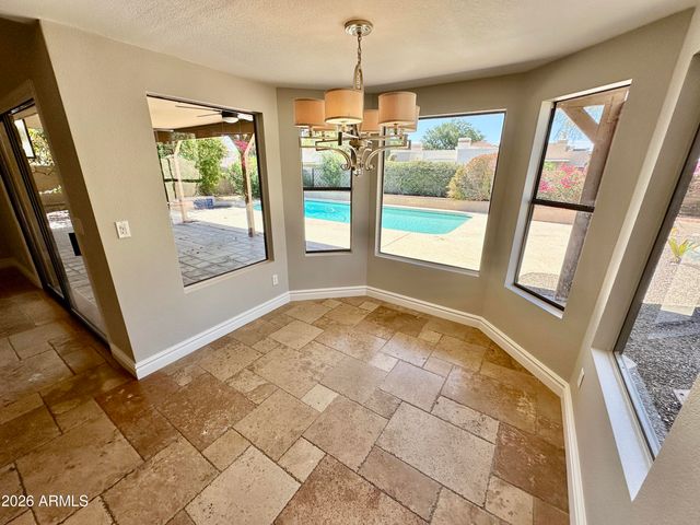 10570 E SAN SALVADOR Drive, Scottsdale, AZ 85258