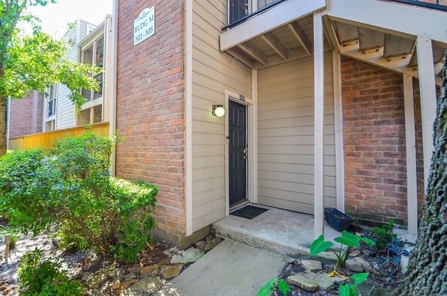 2001 Bering Drive 3M, Houston, TX 77057