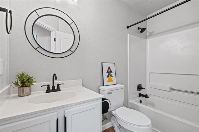 2411 Glen Field DR, Cedar Park, TX 78613