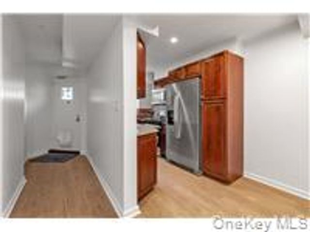 141-34 79th Avenue 1, Flushing, NY 11367
