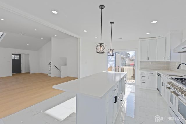 537 Ford Avenue, Fords, NJ 08863