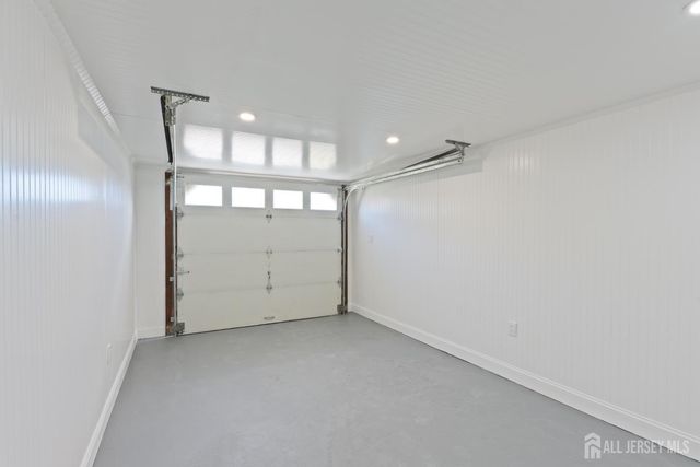 537 Ford Avenue, Fords, NJ 08863