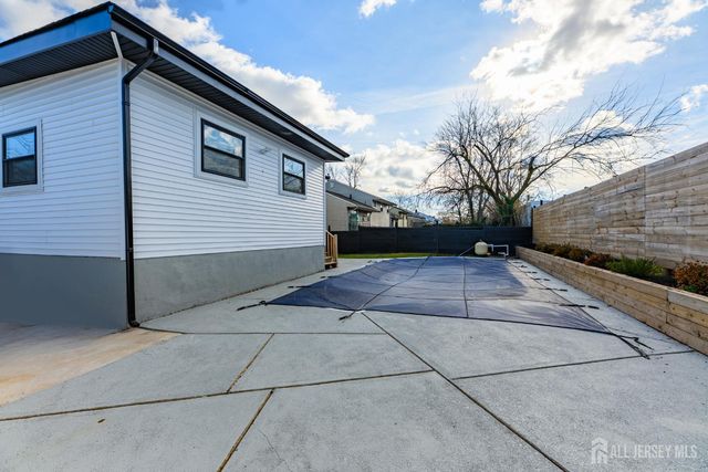 537 Ford Avenue, Fords, NJ 08863