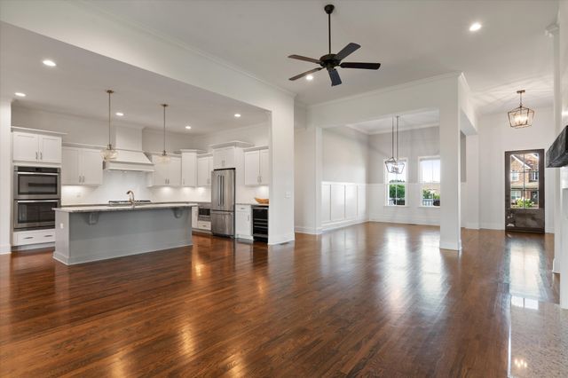 4011 Pinwheel Ct, Arrington, TN 37014